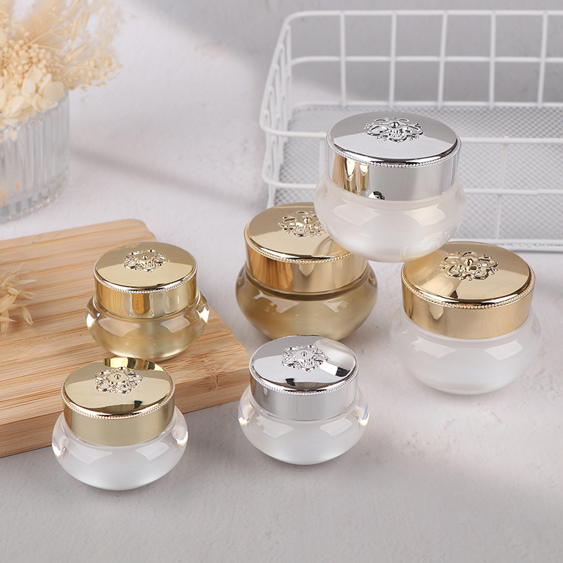 Luxury Skincare & Spa Photos - Frascos de Creme Acrílicos Vazios para