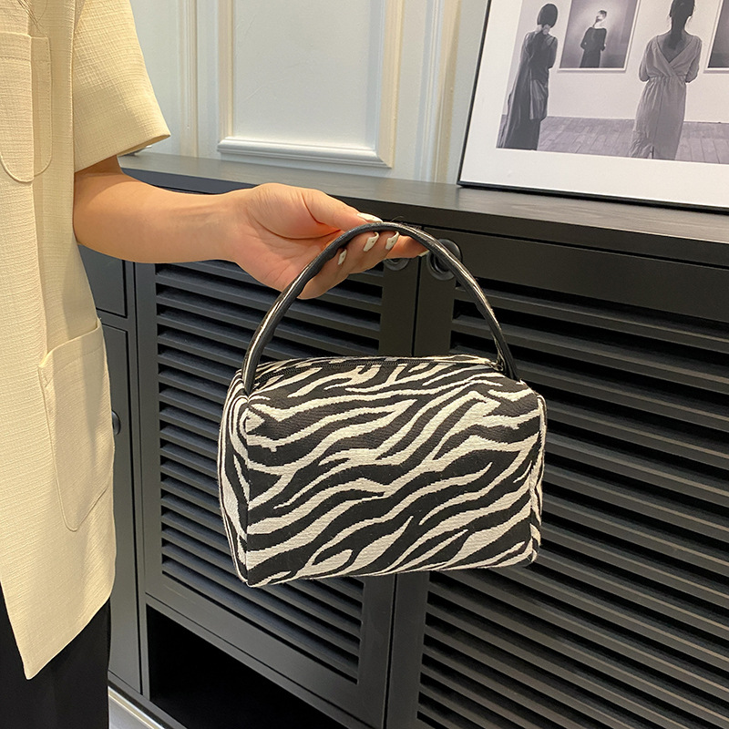 Bolsa de maquiagem leopardo lu - Luxury Skincare & Spa Photos avaliação e preço
